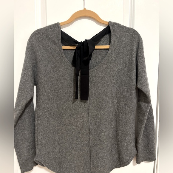 Cashmere Sweater - Picture 2 of 3